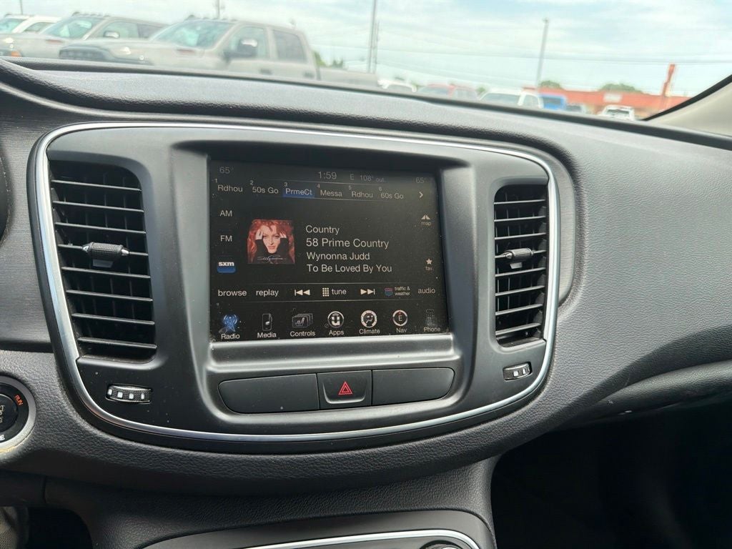 2015 Chrysler 200 Limited