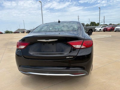 2015 Chrysler 200 Limited