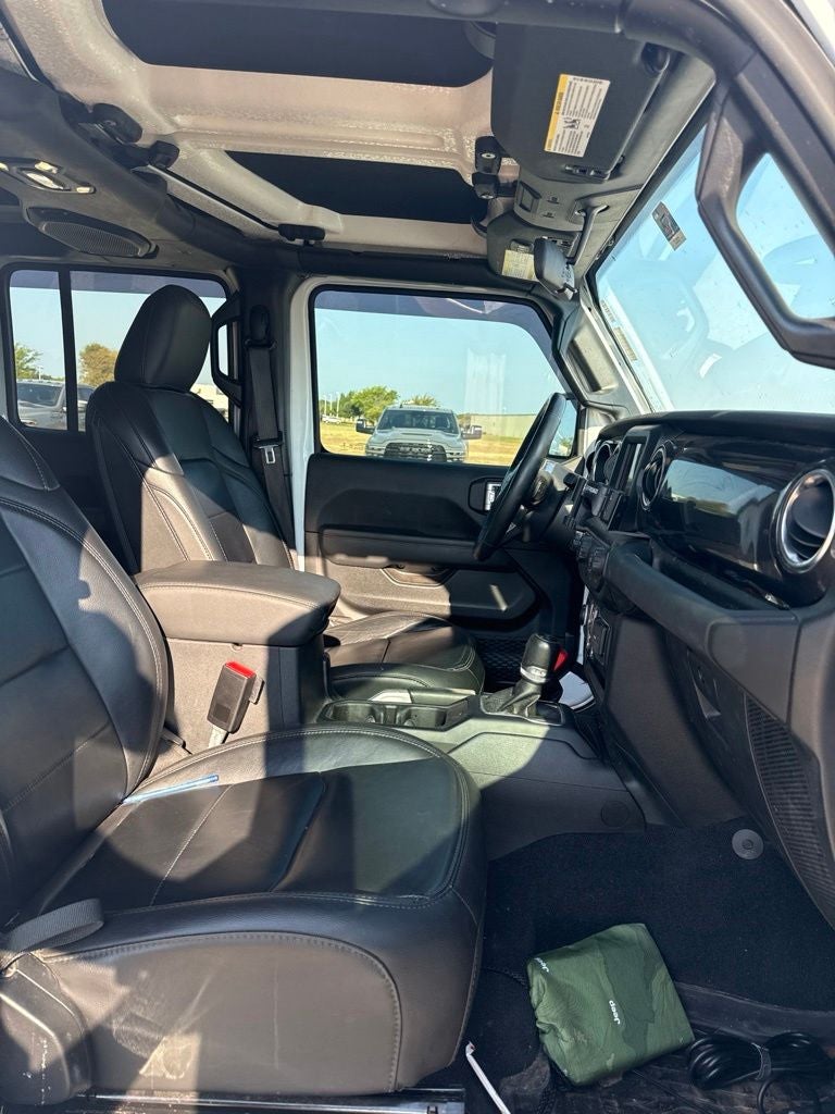 2021 Jeep Wrangler Unlimited Unlimited Sahara Altitude