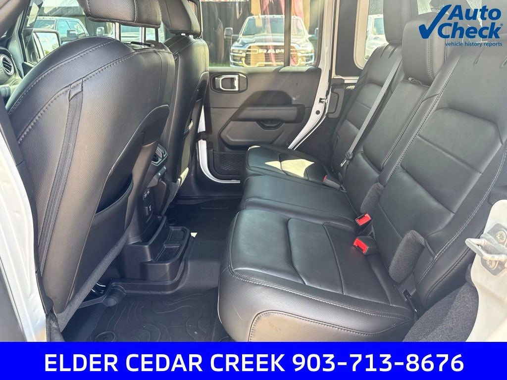 2021 Jeep Wrangler Unlimited Unlimited Sahara Altitude