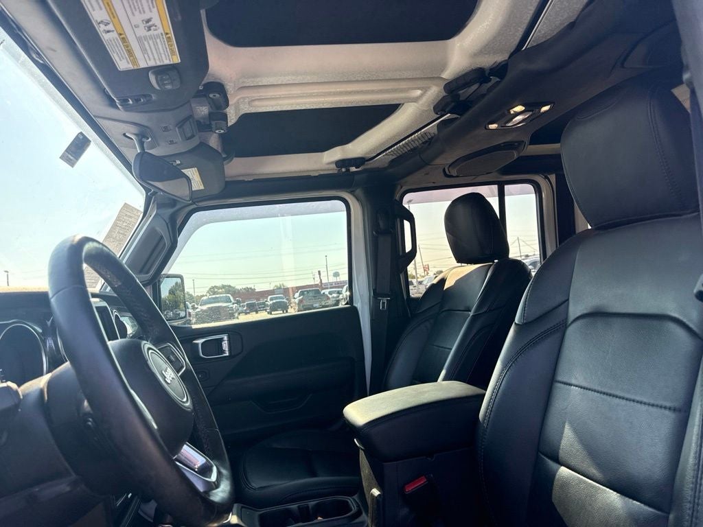 2021 Jeep Wrangler Unlimited Unlimited Sahara Altitude