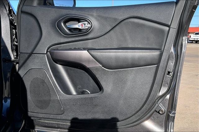 2022 Jeep Cherokee Latitude Lux 4x4