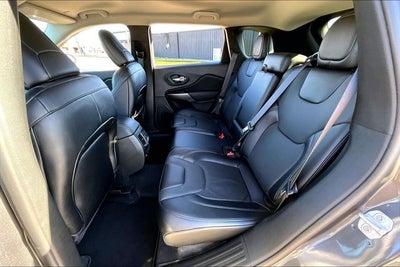 2022 Jeep Cherokee Latitude Lux 4x4