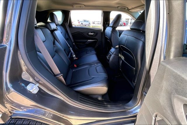 2022 Jeep Cherokee Latitude Lux 4x4