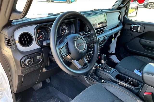 2025 Jeep Wrangler 4-Door Sport 4x4