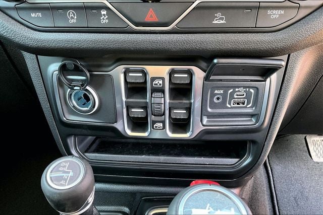 2026 Jeep Wrangler 4-Door Sport RHD 4x4