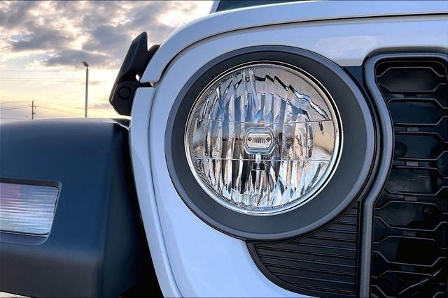 2026 Jeep Wrangler 4-Door Sport RHD 4x4