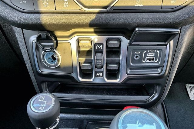 2026 Jeep Wrangler 4-Door Sport RHD 4x4