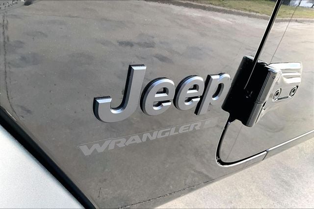 2026 Jeep Wrangler 4-Door Sport RHD 4x4