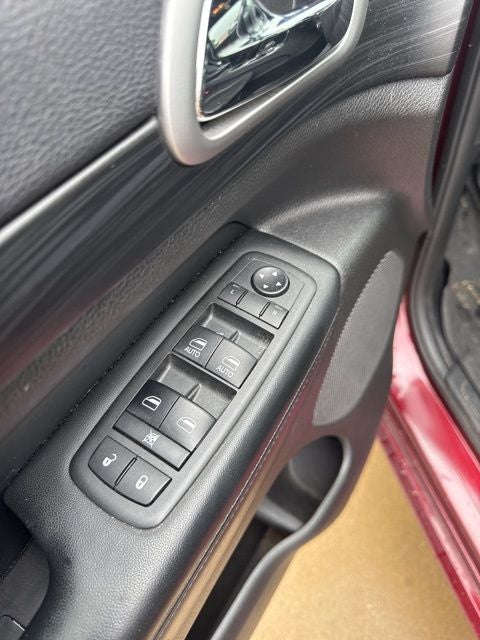 2019 Jeep Grand Cherokee Altitude 4x2