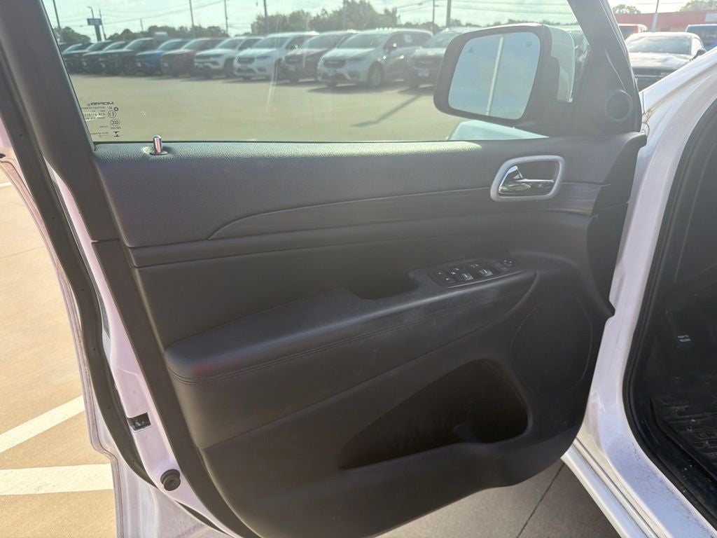 2021 Jeep Grand Cherokee Laredo X 4x2