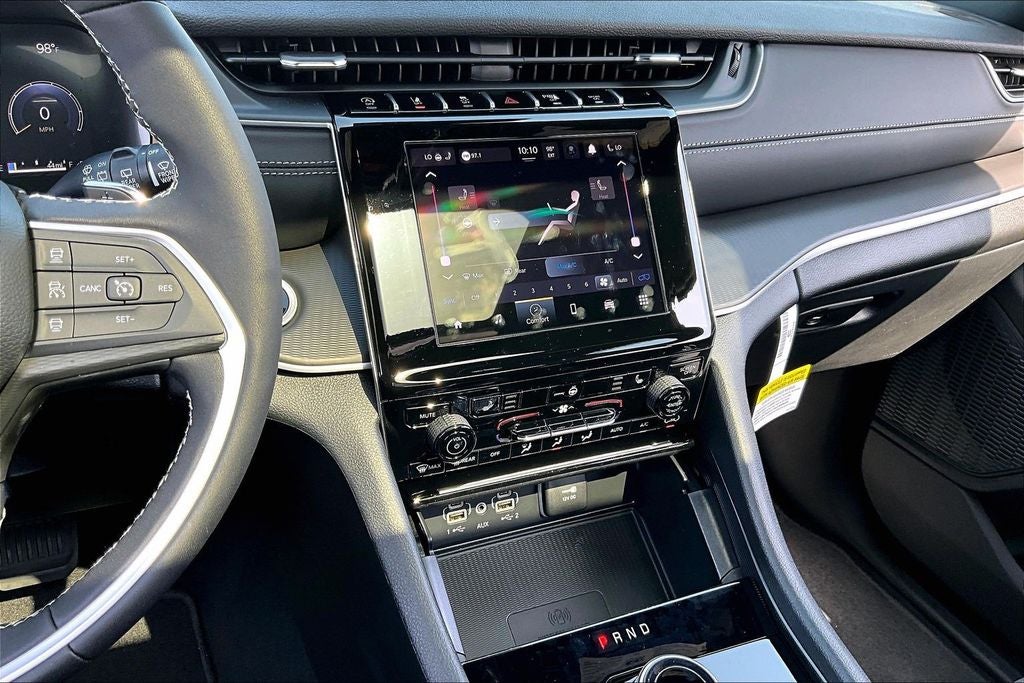 2026 Jeep Grand Cherokee GRAND CHEROKEE LAREDO X 4X2
