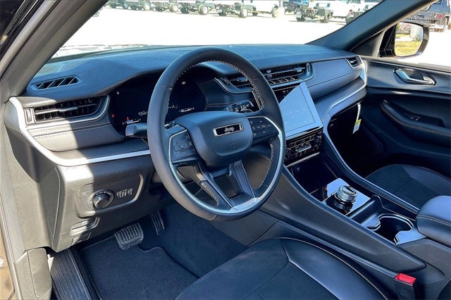 2025 Jeep Grand Cherokee GRAND CHEROKEE ALTITUDE X 4X2