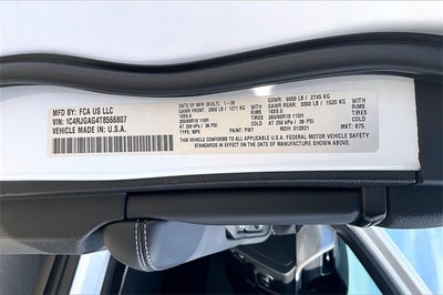 2026 Jeep Grand Cherokee GRAND CHEROKEE LAREDO 4X2