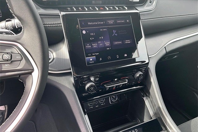 2026 Jeep Grand Cherokee GRAND CHEROKEE LAREDO 4X2