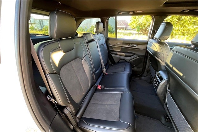 2025 Jeep Grand Cherokee GRAND CHEROKEE ALTITUDE X 4X2