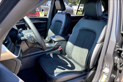 2026 Jeep Grand Cherokee GRAND CHEROKEE LAREDO ALTITUDE 4X2