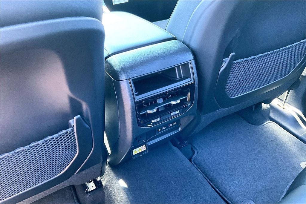 2026 Jeep Grand Cherokee GRAND CHEROKEE LAREDO ALTITUDE 4X2
