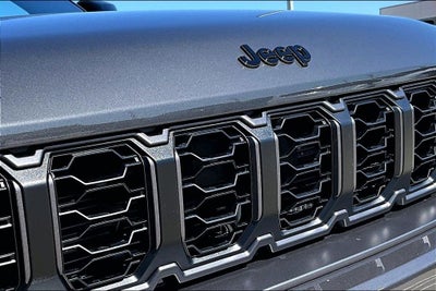 2026 Jeep Grand Cherokee GRAND CHEROKEE LAREDO ALTITUDE 4X2