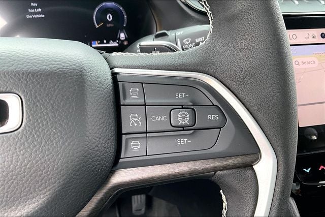 2026 Jeep Grand Cherokee GRAND CHEROKEE LAREDO ALTITUDE 4X2