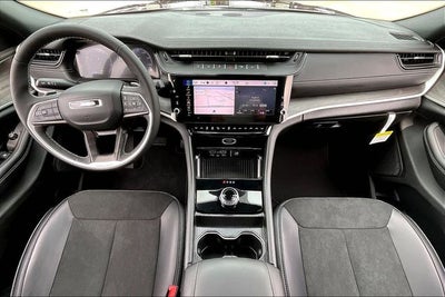 2026 Jeep Grand Cherokee GRAND CHEROKEE LAREDO ALTITUDE 4X2