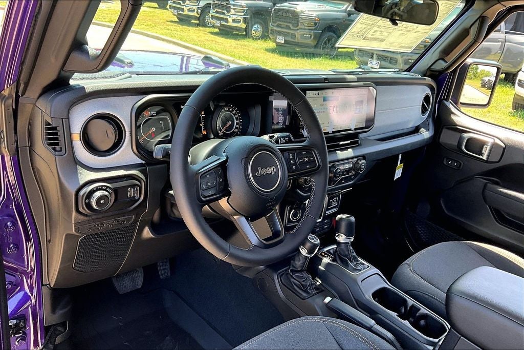 2026 Jeep Grand Cherokee GRAND CHEROKEE LAREDO ALTITUDE 4X2