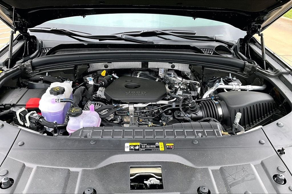 2026 Jeep Grand Cherokee GRAND CHEROKEE LAREDO ALTITUDE 4X2