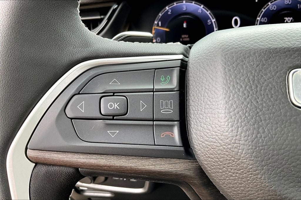 2026 Jeep Grand Cherokee GRAND CHEROKEE LAREDO ALTITUDE 4X2