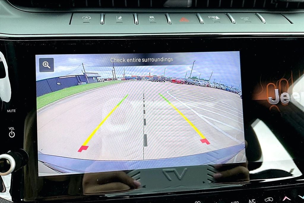 2026 Jeep Grand Cherokee GRAND CHEROKEE LAREDO ALTITUDE 4X2