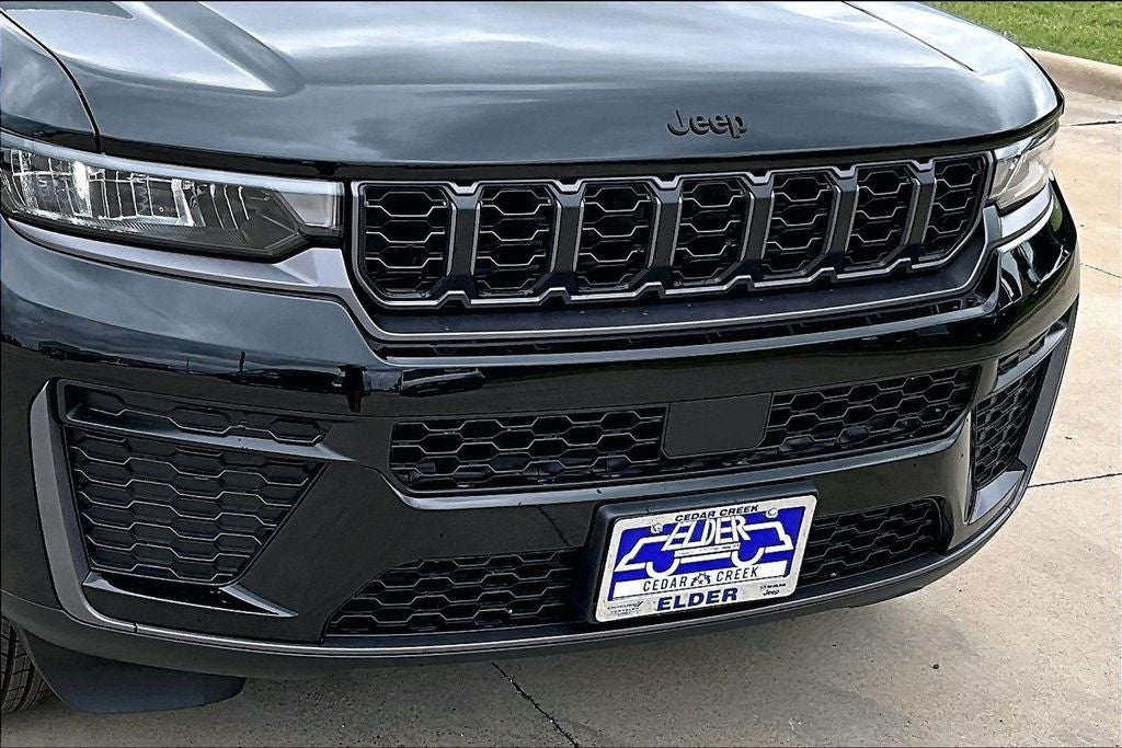 2026 Jeep Grand Cherokee GRAND CHEROKEE LAREDO ALTITUDE 4X2
