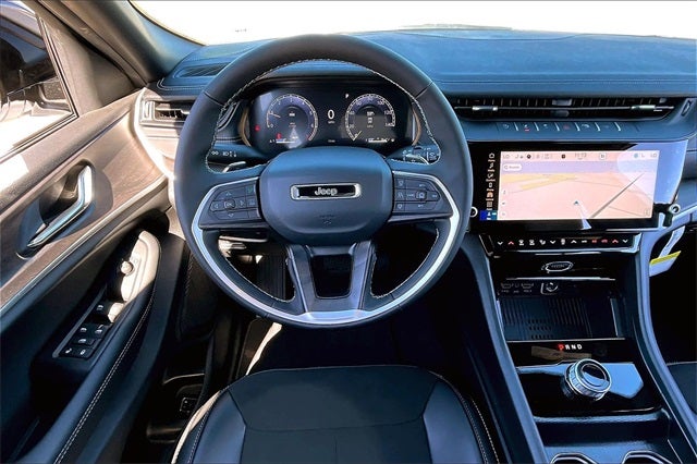 2026 Jeep Grand Cherokee GRAND CHEROKEE LAREDO ALTITUDE 4X2