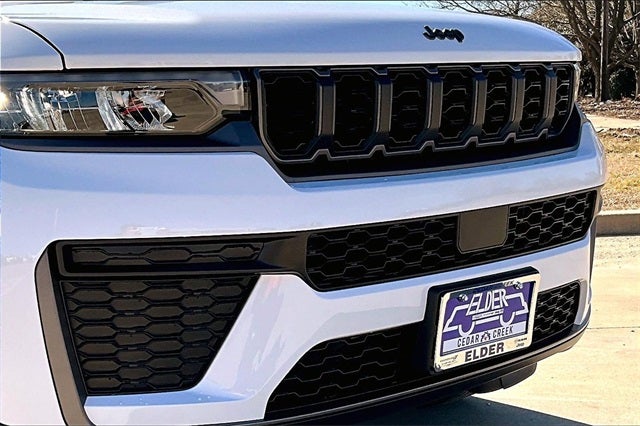 2026 Jeep Grand Cherokee GRAND CHEROKEE LAREDO ALTITUDE 4X2