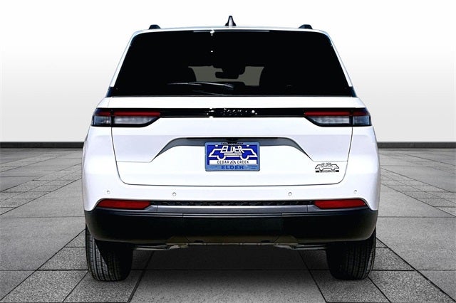 2026 Jeep Grand Cherokee GRAND CHEROKEE LAREDO ALTITUDE 4X2