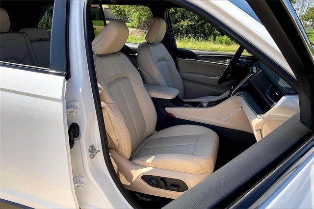 2025 Jeep Grand Cherokee GRAND CHEROKEE LIMITED 4X2