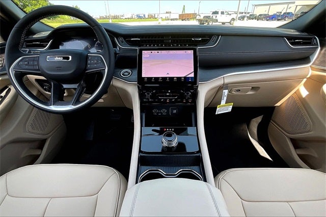 2025 Jeep Grand Cherokee GRAND CHEROKEE LIMITED 4X2