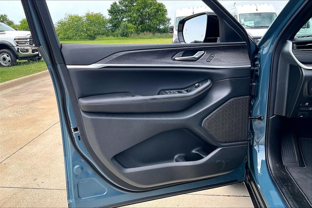 2026 Jeep Grand Cherokee GRAND CHEROKEE LIMITED 4X2
