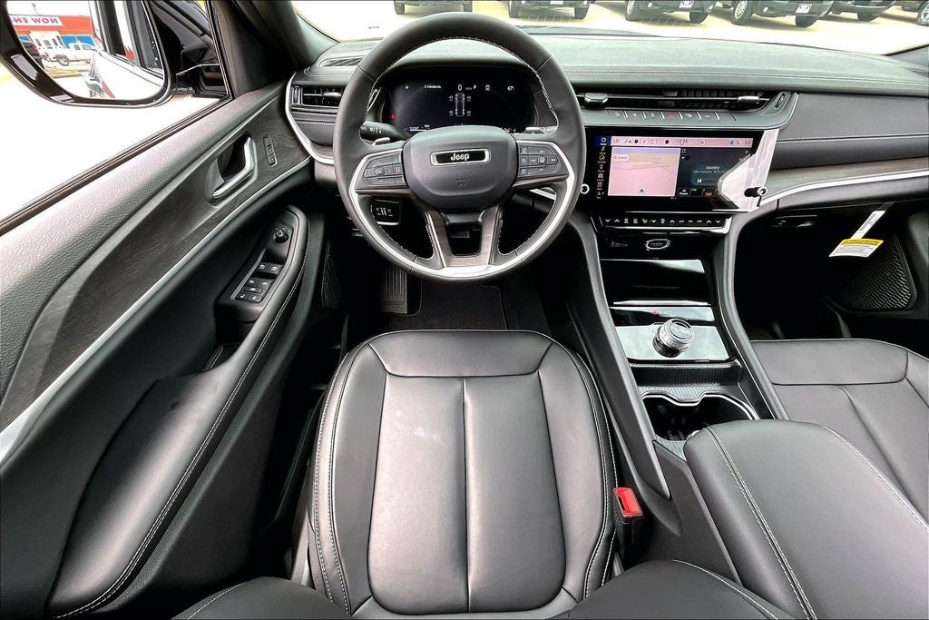 2026 Jeep Grand Cherokee GRAND CHEROKEE LIMITED 4X2