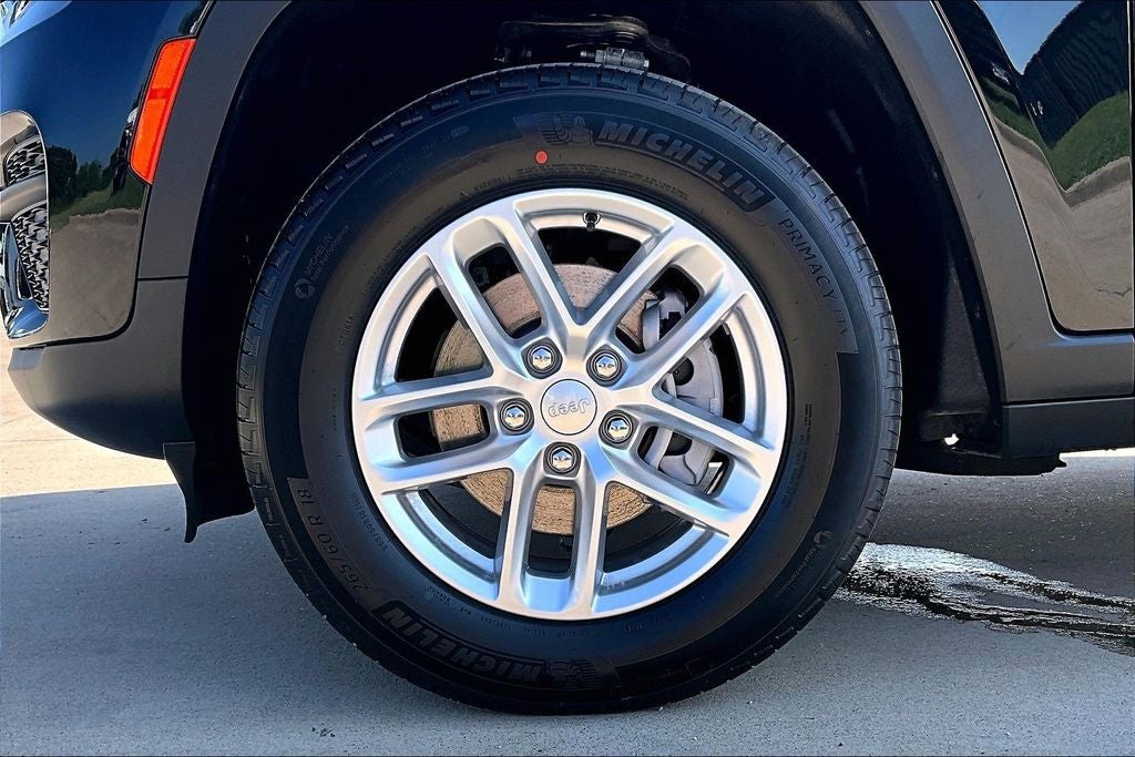 2026 Jeep Grand Cherokee GRAND CHEROKEE LAREDO X 4X4