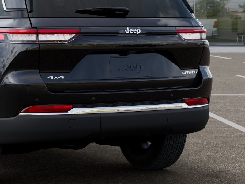 2026 Jeep Grand Cherokee GRAND CHEROKEE LAREDO X 4X4