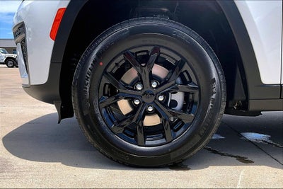 2026 Jeep Grand Cherokee GRAND CHEROKEE LAREDO ALTITUDE 4X4