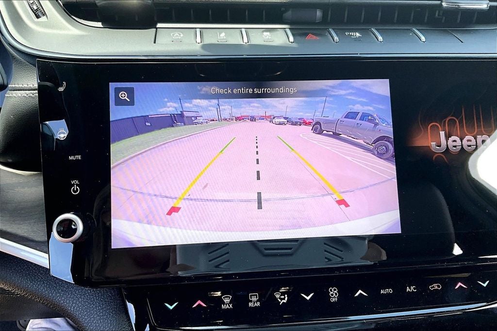 2026 Jeep Grand Cherokee GRAND CHEROKEE LAREDO ALTITUDE 4X4
