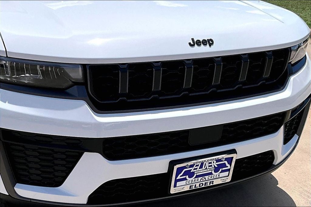 2026 Jeep Grand Cherokee GRAND CHEROKEE LAREDO ALTITUDE 4X4