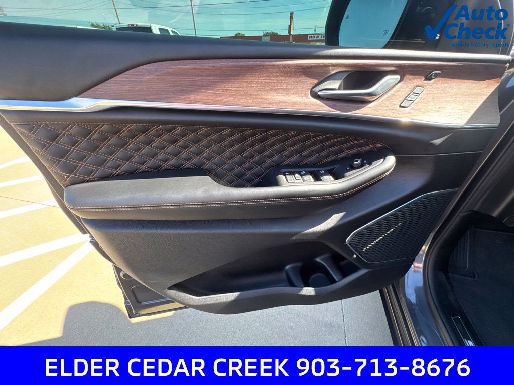 2025 Jeep Grand Cherokee Summit