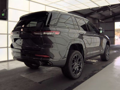 2025 Jeep Grand Cherokee Summit