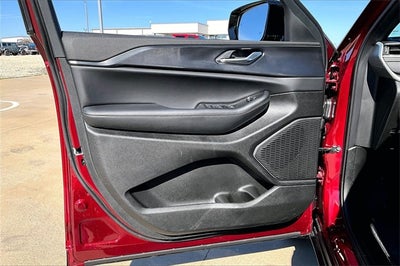 2025 Jeep Grand Cherokee L GRAND CHEROKEE L ALTITUDE X 4X2