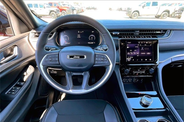 2025 Jeep Grand Cherokee L GRAND CHEROKEE L ALTITUDE X 4X2