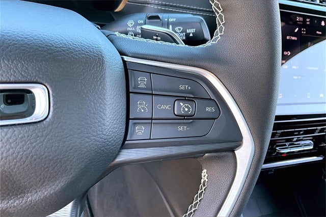 2025 Jeep Grand Cherokee L GRAND CHEROKEE L ALTITUDE X 4X2