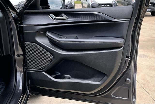 2025 Jeep Grand Cherokee L Laredo X 4x2