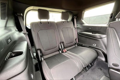 2025 Jeep Grand Cherokee L Laredo X 4x2