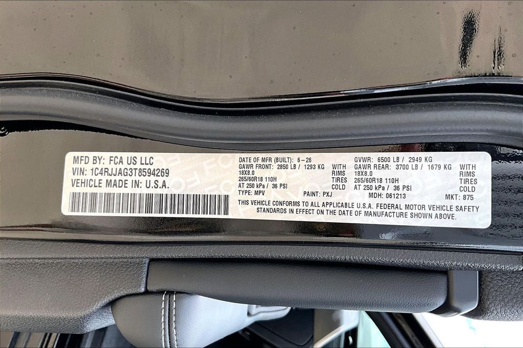 2026 Jeep Grand Cherokee L GRAND CHEROKEE L LAREDO X 4X2